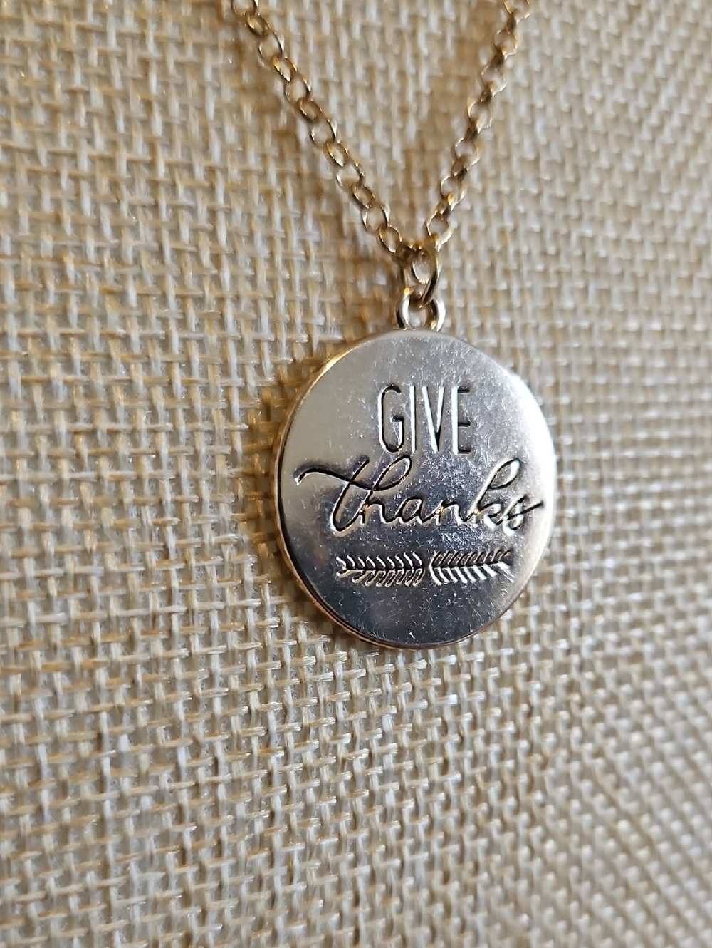 Gold-tone 'Give Thanks' Pendant Necklace
